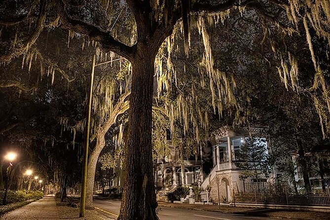 A Ghost Tour with 10 ORIGINAL Stories AND Equipment! - The itinerary in plain English: what happens at each stop