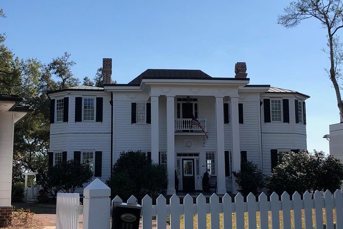 Behind the Scenes of Shem Creek Shrimp Walking Tour - Stop 4: Hibben Street and how shrimping began in the area