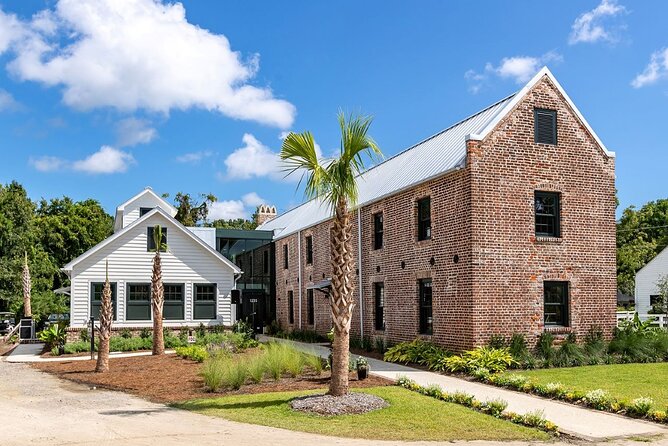 Boone Hall Plantation Day Tour with Transportation - Avenue of Oaks Views and Using Your Free Time