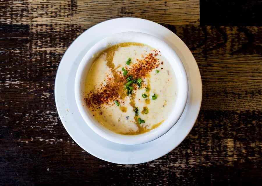 Charleston: 3-Hour Secret Food Tour - Meeting at Port of Call and What the Start Really Feels Like