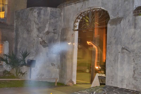 Charleston: 90-Minute Ghost & Graveyard Walking Tour - Why Charleston’s Old Graveyards Hit Different at Night