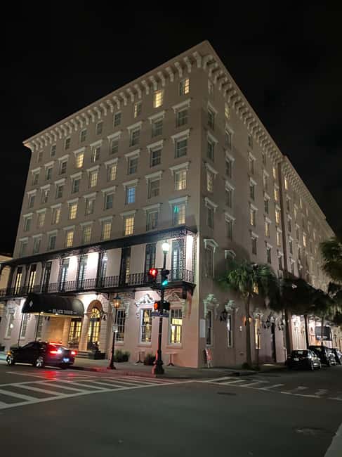 Charleston: City of the Dead Walking Ghost Tour - Final Resting Places and “Why” Stories