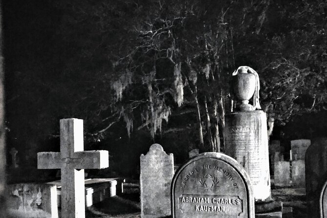 Charleston Dark History & Ghost Tour with Adam - Stop 4: Charleston County Courthouse (built in the 1750s) and a famous ghost tale