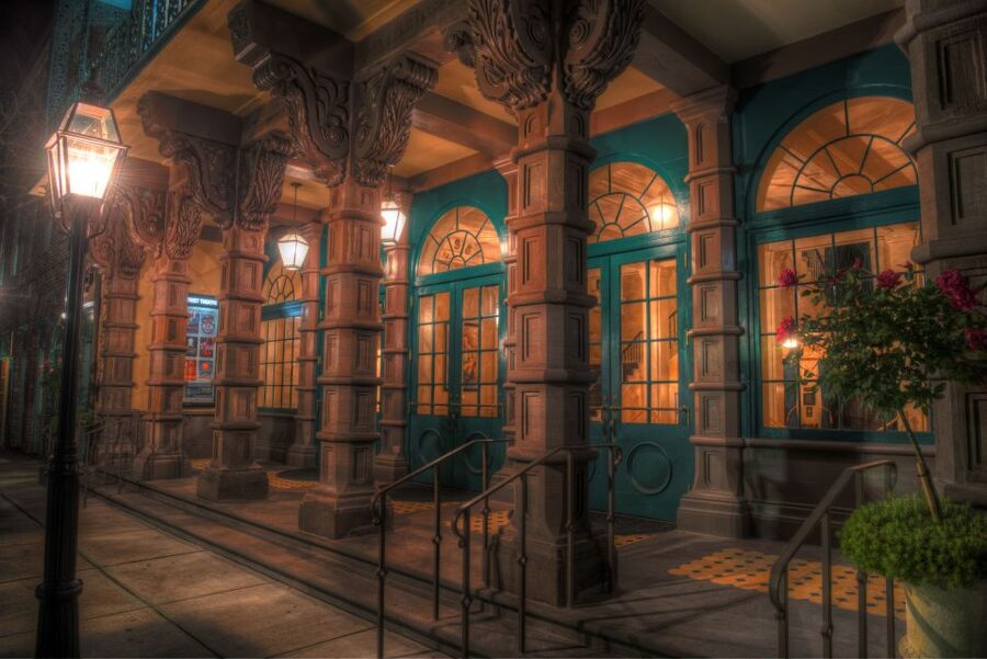 Charleston: Death and Depravity Ghost Walking Tour - Chalmers Street: where the chills feel most personal