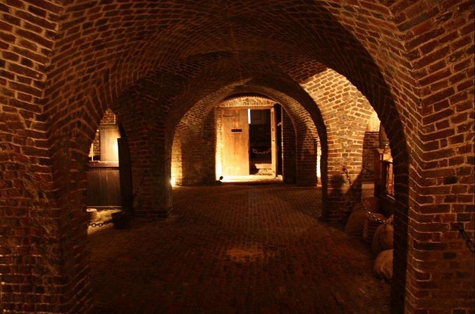 Charleston Ghost & Dungeon Night-Time Walking Tour with Entry to Provost Dungeon - The guide factor: why Mo, Sabian, Harper, and others keep getting praise