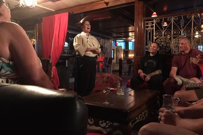Charleston Haunted Booze and Boos Ghost Walking Tour - Quick tips to get the most out of your Haunted Booze and Boos night