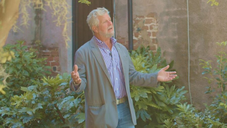 Charleston: Hidden Alleys and Historic Sites Walking Tour - Should You Book Charleston Hidden Alleys and Historic Sites?