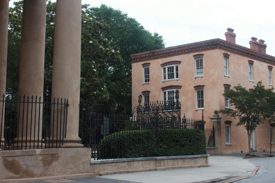 Charleston: Historic City Highlights Guided Bus Tour - Key Highlights You’ll Notice
