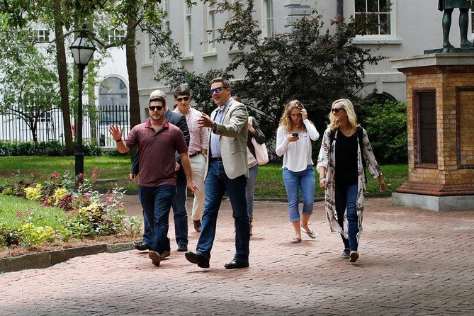 Charleston Historical Walking Tour: Pirates, Patriots, and More - St. Michael’s Church and the Battery route: how the story stays connected