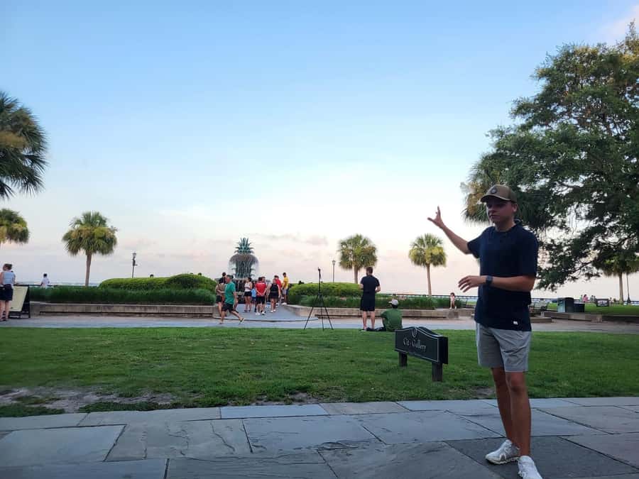 Charleston: History and Architecture Guided Walking Tour - Rainbow Row, City Market, and St Philip’s Church: public icons with context