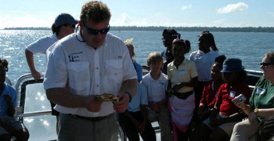 Charleston: Morris Island Nature Boat Tour with Naturalist - Dolphin watching: what to expect on a wildlife-focused cruise