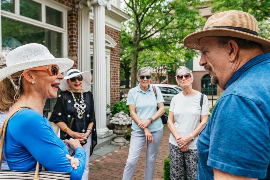 Charleston: Old Walled City Historical Walking Tour - Where the walk starts on Meeting Street and Chalmers Street