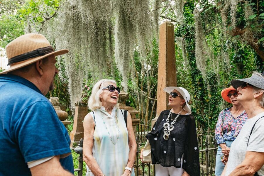 Charleston: Old Walled City Historical Walking Tour - Rainbow Row: why the iconic pastel row is more than a photo