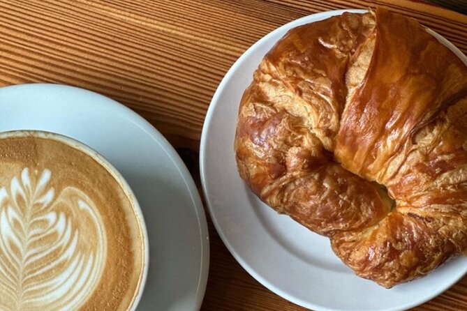 Charleston Private Brunch Tour: Biscuits, Shrimps, Grits and More - Meeting at King Street: Starting Where Charleston Looks Old Fast