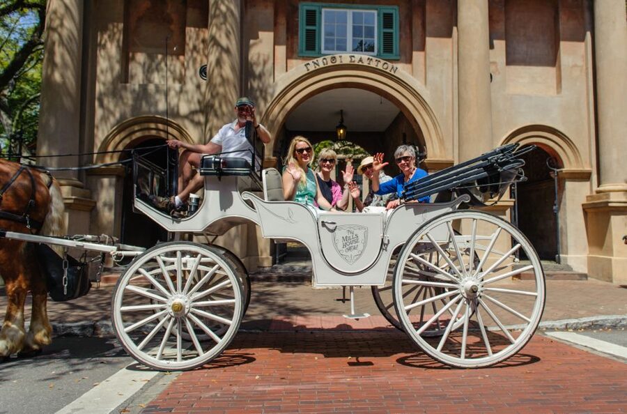 Charleston, SC: Private Daytime Horse-Drawn Carriage Ride - Who should book this private carriage ride