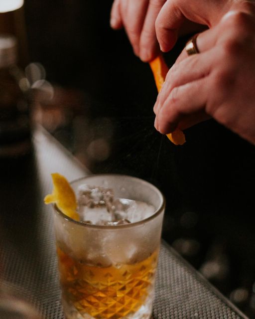 Charleston: Sip History Cocktail Making Class w Drinks Incl. - The prohibition theme: why history gets practical here