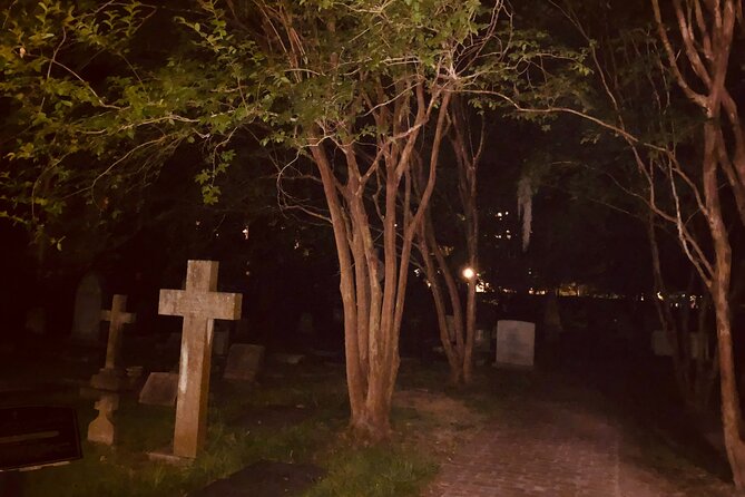 Charleston Spooktacular All-Ages Ghost Walking Tour - Nightly Spirits Glow Bracelet: included and actually useful