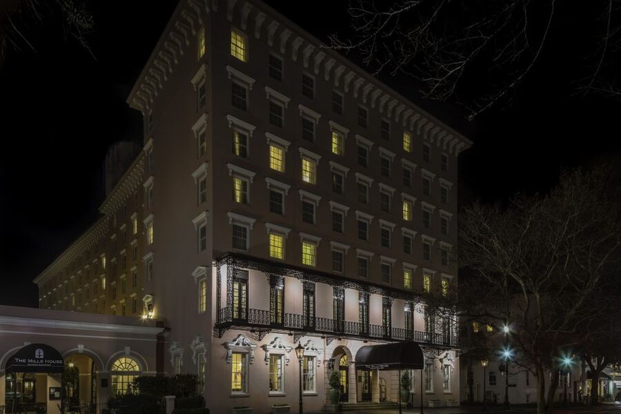 Charleston Terrors: Pirate Ghosts Haunted Walking Tour - Price and Value: Is $27 Worth One Hour of Walking?