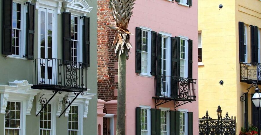 Charleston Unchained: Patriots and Pirates Walking Tour - From Battery views to Rainbow Row: famous houses with real context