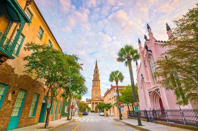Discover Charleston! (Small Group Walking Tour - Max 10 Guests) - South of Broad and Meeting Street mansions you can actually see