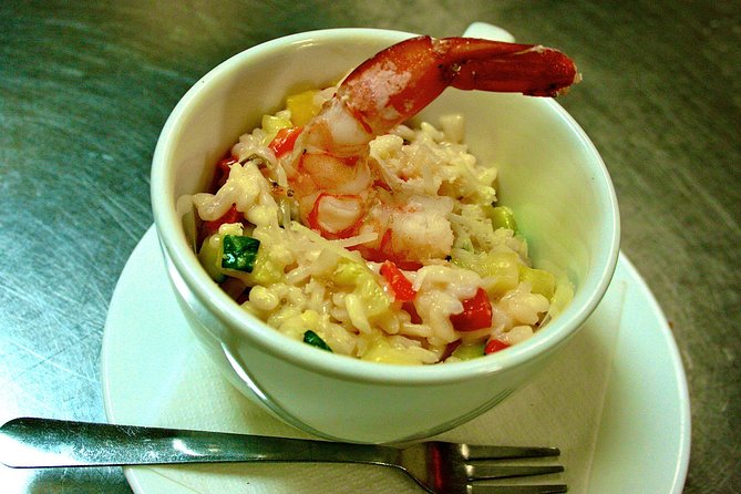 Downtown Charleston Food Tour - Walking comfort and real weather handling