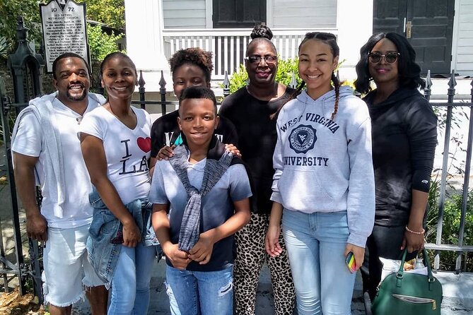 Frankly Charleston Morning Walking Tour - The story focus: slavery, Gullah culture, and free Black lives