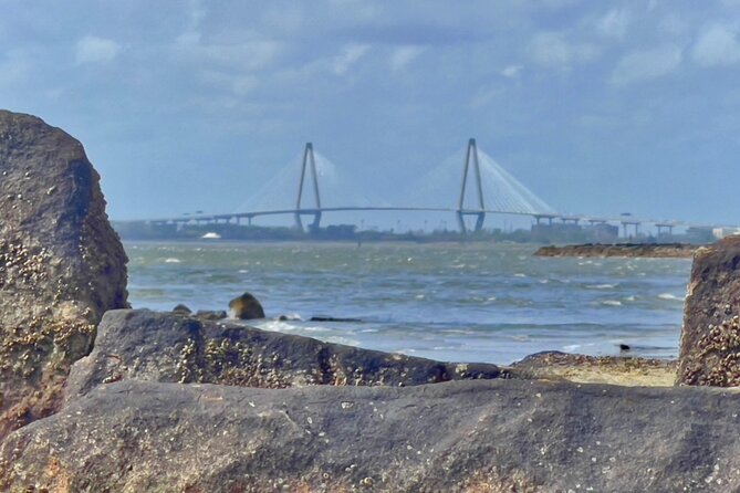 Get Out of Town! Visit 12 Lowcountry Stops with the Complete Charleston Tour! - From Wragg District to Folly Beach Pier: A Fast Start With Local Flavor