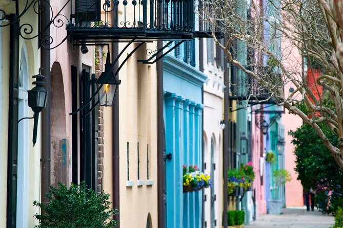 Historic Charleston Walking & Storytelling Tour - Key Points at a Glance