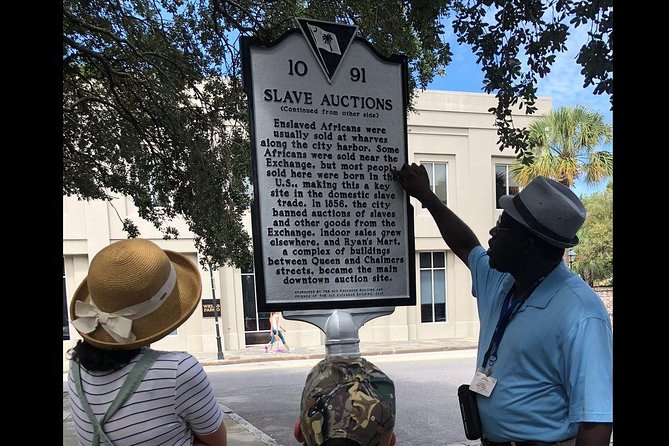 Lost Stories of Black Charleston Walking Tour - Where the tour starts: Buxton Books, then right into the story
