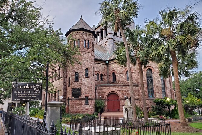 Pirates, Patriots & Prohibition - Private Evening Walking Tour of Charleston - The waterfront stretch: pineapple fountain and harbor views