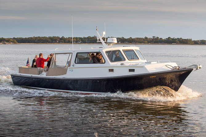 Private Afternoon Harbor Cruise on Kismet for parties up to 20 - Comfort for Families and First-Time Boat Riders