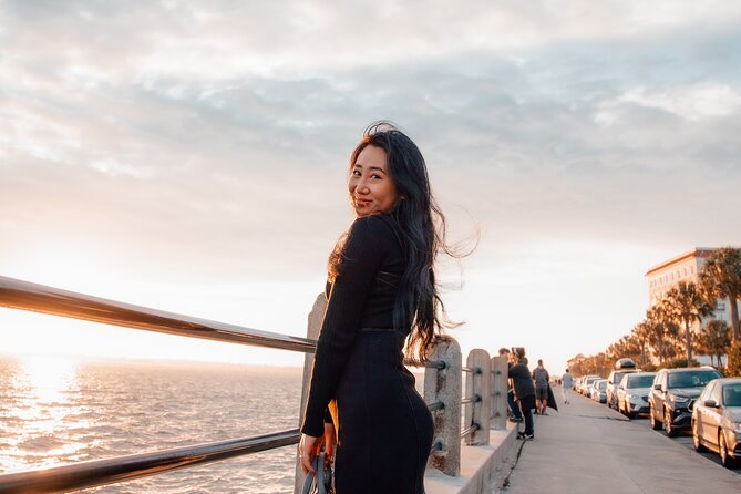 Private Vacation Photoshoot with Photographer in Charleston - Posing That Doesn’t Feel Like a Homework Assignment