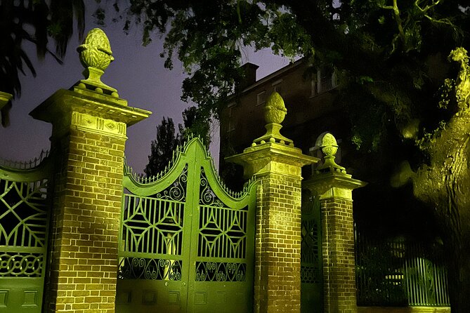 Private Walking Tour Culture and History of Charleston - Who guides this tour (and why Bruce’s background matters)