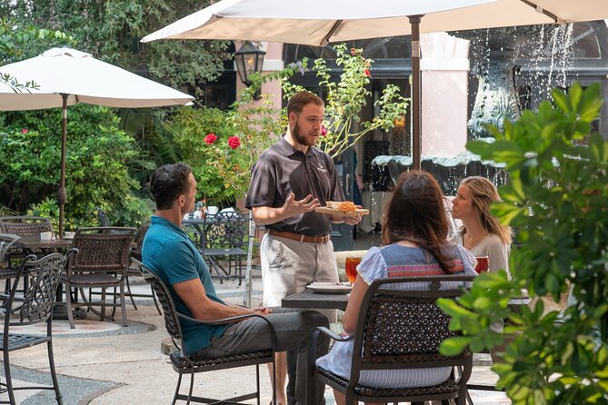 Savor the Flavors of Charleston Walking Food Tour - Charleston City Market: From Early 1800s Grocery to Food-Business Energy