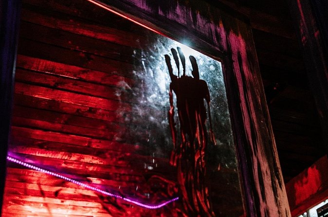 Serial Killer Escape Room in Charleston - Team Tactics That Actually Help in a 60-Minute Room