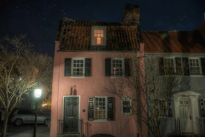 The Death and Depravity Ghost Tour in Charleston - Guides Make the Difference (and How to Time Your Questions)