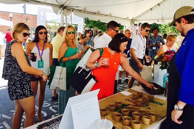 Undiscovered Charleston: Half Day Food, Wine & History Tour with Cooking Class - Rainbow Row and the off-the-beaten-path route you will remember