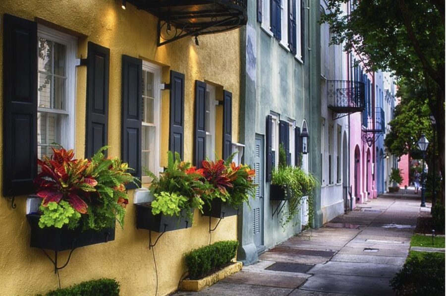 Walking history tour Charleston SC - Tradd Street and Church Street: The Patriot and Porgy and Bess on the Ground